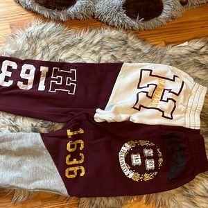 Harvard Sweatpants